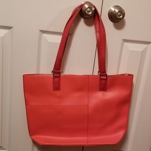 Vera Bradley large purse - Beautiful